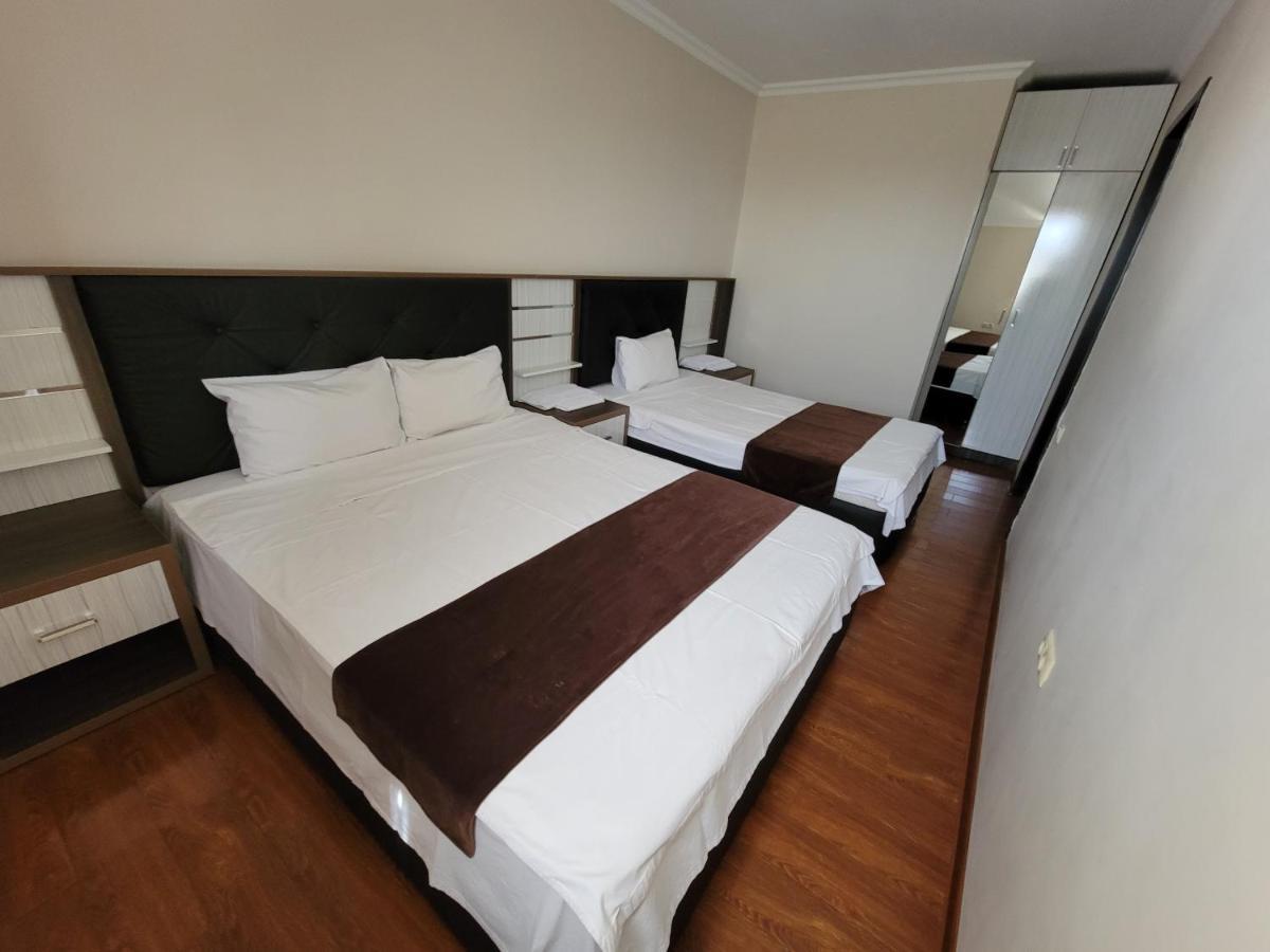 Apartments Residence Batumi Esterno foto