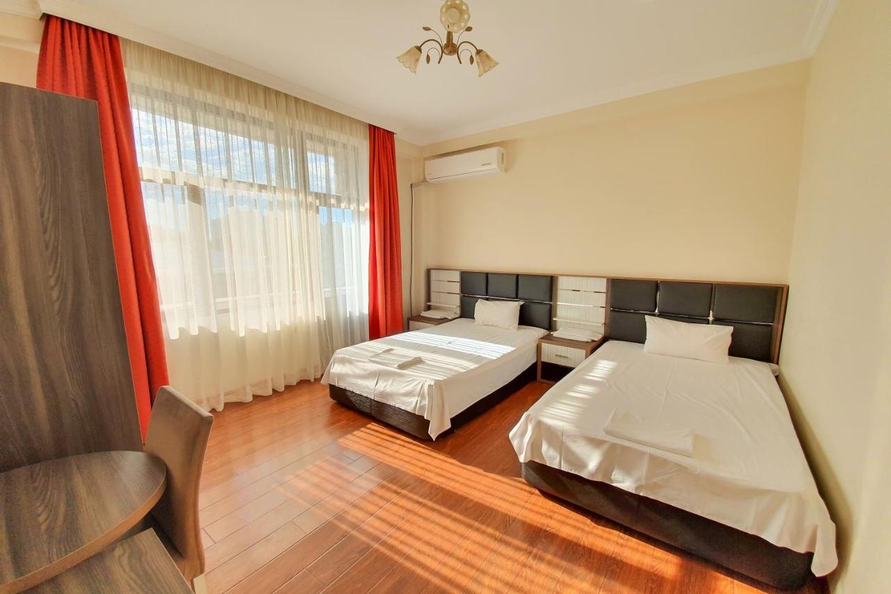 Apartments Residence Batumi Esterno foto